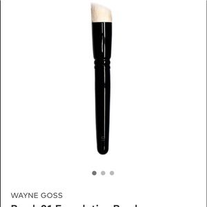 Wayne Goss 01 foundation brush